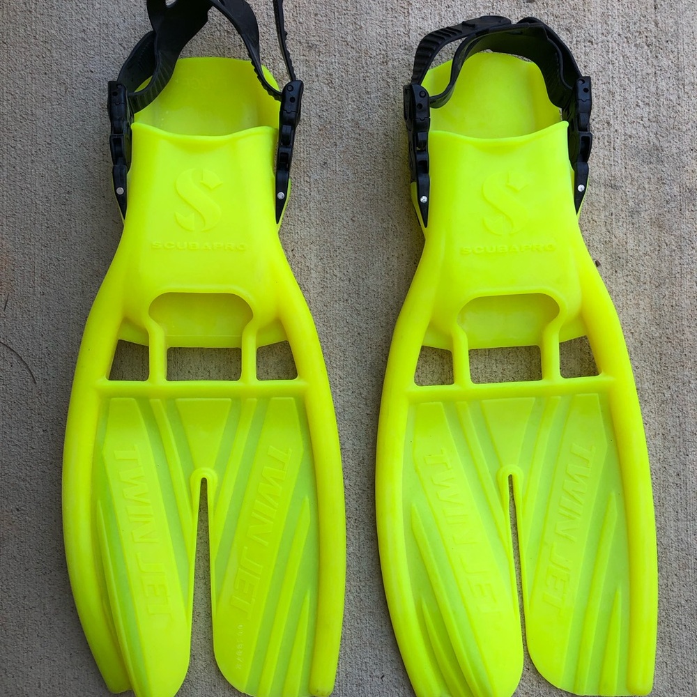 Scuba fins.  Scuba pro twin jet